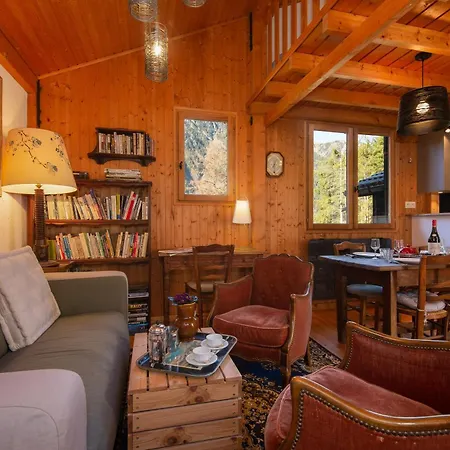 Chalet Du Glacier Cosy Alpine Style, Sleeps 4 - Happy *