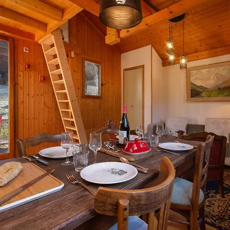 Chalet Du Glacier Cosy Alpine Style, Sleeps 4 - Happy *